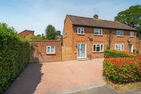 28 Bracken Bank, Ascot, SL5 8HP