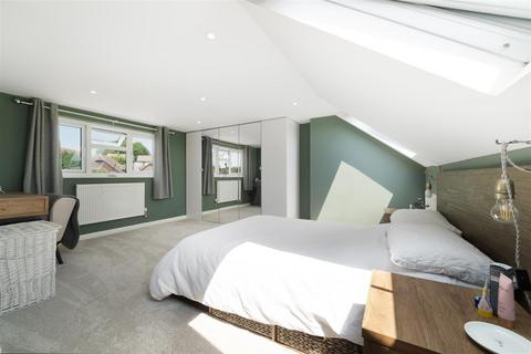 28 Bracken Bank, Ascot, SL5 8HP