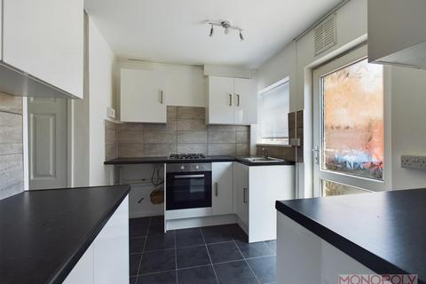 3 bedroom semi-detached house for sale, Essex Road, Chester