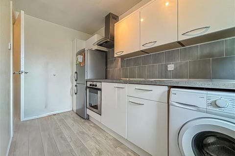 107 Barnwell Drive, Hockley, SS5 4UZ