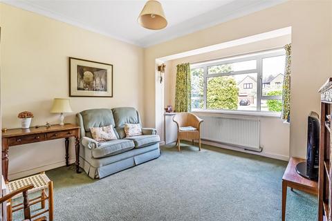 16 Ralliwood Road, Ashtead, KT21 1DE