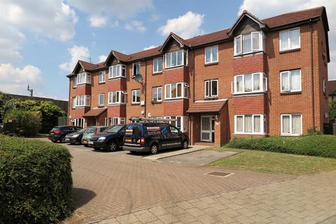 2 bedroom apartment to rent, Sterling Gardens, New Cross