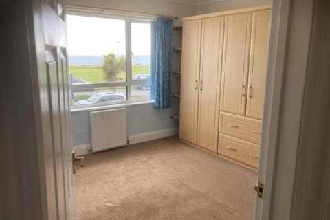 2 bedroom apartment to rent, Marine Drive West, Barton On Sea