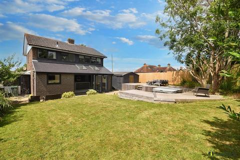 3 bedroom detached house for sale, The Glade, Nettlestone, PO34 5JA