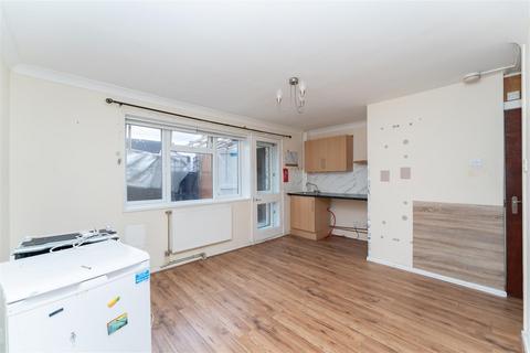 5 bedroom terraced house for sale, Maitland Close, Hounslow TW4