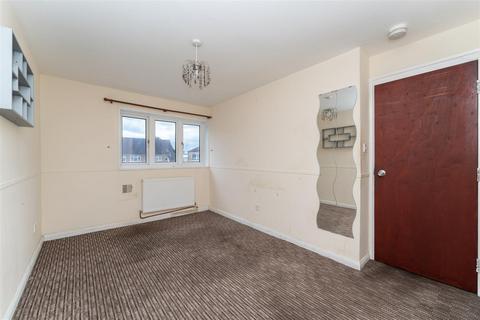38 Maitland Close, Hounslow, TW4 7DR