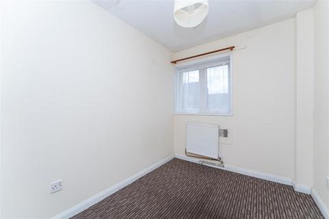 38 Maitland Close, Hounslow, TW4 7DR