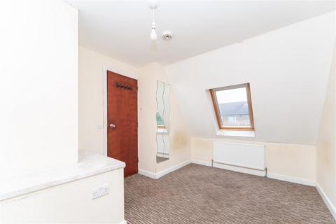 38 Maitland Close, Hounslow, TW4 7DR