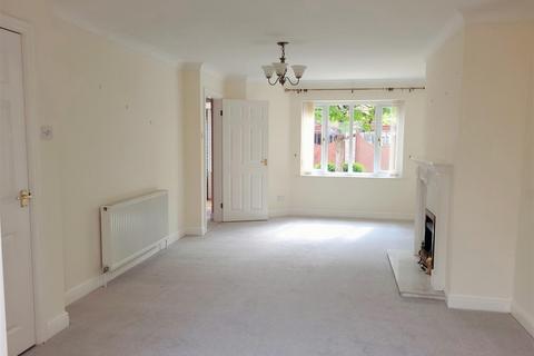 3 bedroom house to rent, York Road, Beverley