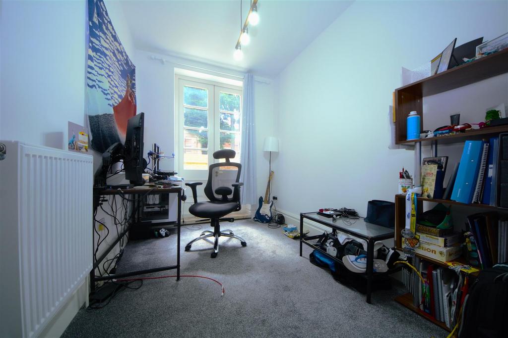 Bedroom 2.jpg