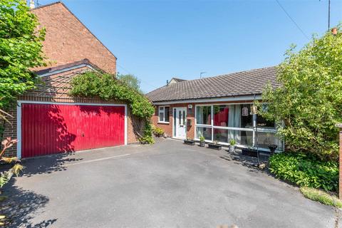 3 bedroom detached bungalow for sale, The Spittal, Castle Donington DE74