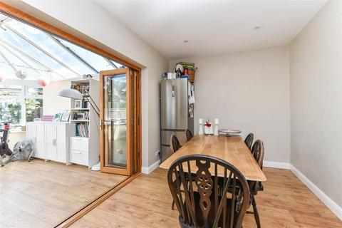 4 bedroom semi-detached house for sale, Cranford Road, Petersfield, Hampshire