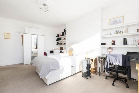 4 bedroom apartment to rent, NW6