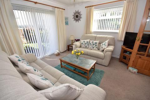 6 Ambleside, West Cross, Swansea, SA3 5LN