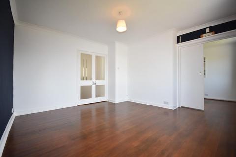11 Deepslade Close, Southgate, Swansea, SA3 2DQ