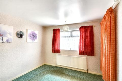 3 bedroom semi-detached house for sale, Eastglade Road, Nottingham