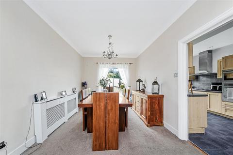 4 bedroom terraced house for sale, Drysdale Avenue, London E4