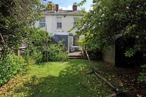 3 bedroom end of terrace house for sale, Riverside, London Street, Whitchurch