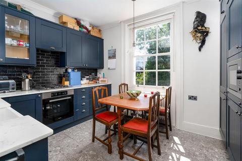 1 bedroom apartment to rent, Belitha Villas, Barnsbury