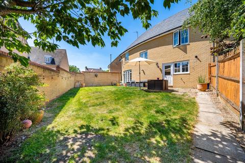 3 bedroom end of terrace house for sale, Baynard Avenue, Flitch Green, Dunmow