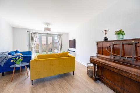 87 Baynard Avenue, Little Dunmow, Dunmow, CM6 3FD