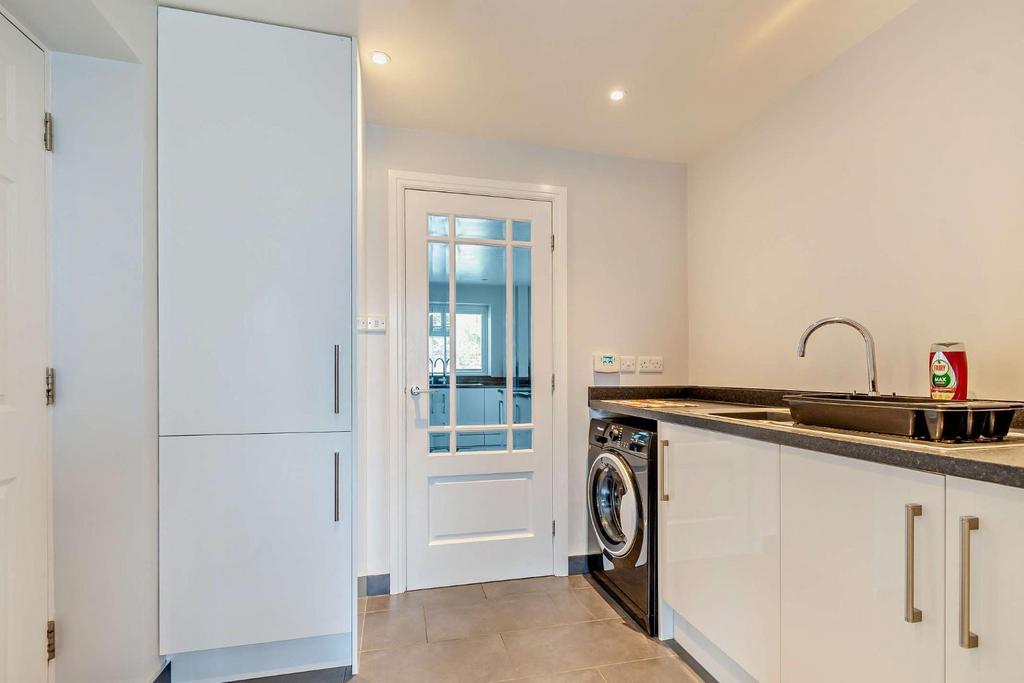 8608956-interior23-800.jpg