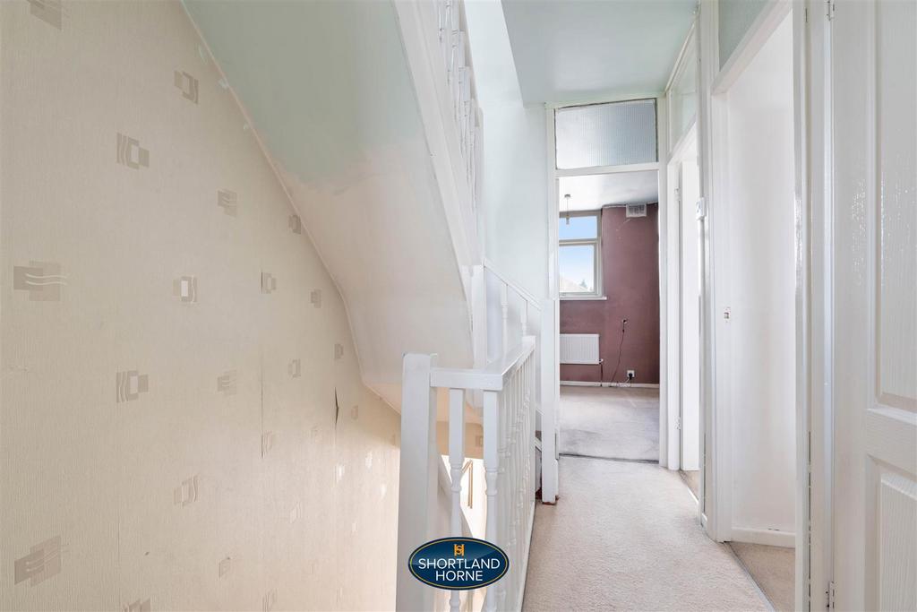 284 Beake Avenue (8 of 24).jpg