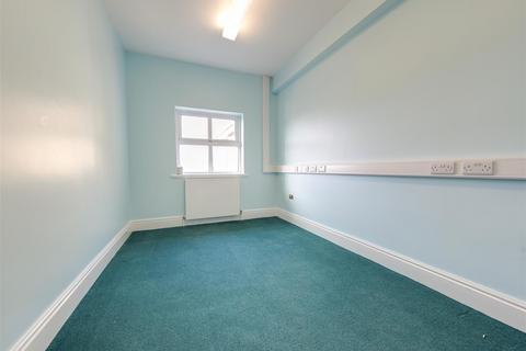 Office to rent, Bury Road, Haslingden, Rossendale, Lancashire