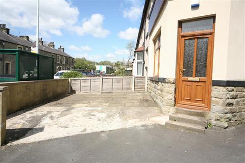 Shop to rent, Burnley Road East, Whitewell Bottom, Rossendale