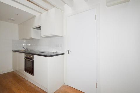 Studio to rent, Calvert Avenue, Shoreditch, E2