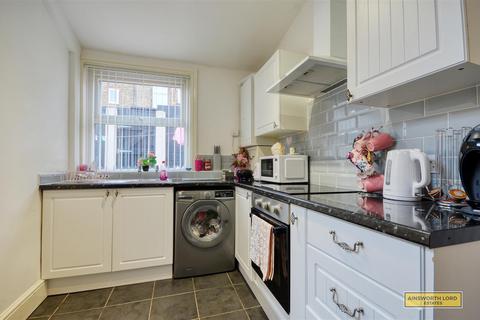 13 Atlas Road, Darwen, BB3 3BY