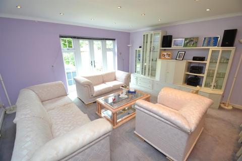 4 bedroom detached house for sale, Nicholas Road, Elstree, Borehamwood