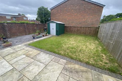 3 bedroom terraced house for sale, Biscop Crescent, Newton Aycliffe