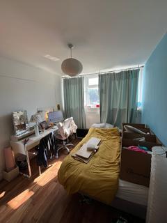 3 bedroom apartment to rent, Cropley Street, London, N1