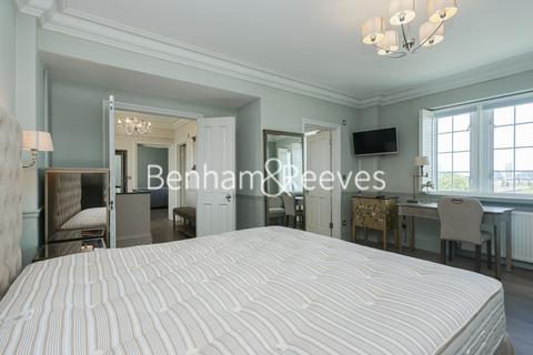 2 bedroom apartment to rent, Troy Court, Kensington High Street W8