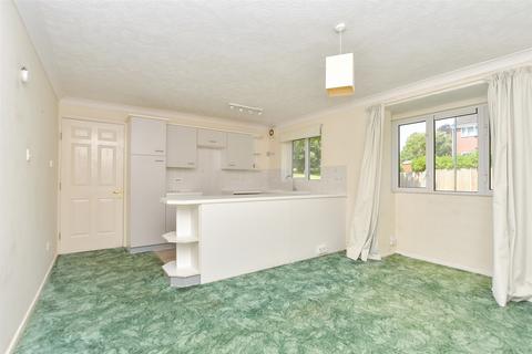 1 bedroom ground floor flat for sale, Findlay Close, Rainham, Gillingham, Kent