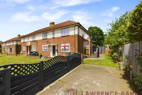 2 bedroom maisonette for sale, Bournemead Avenue, Northolt, Middlesex, UB5