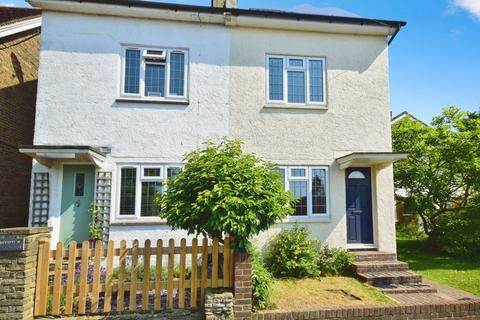 3 bedroom semi-detached house to rent, Ardingly Road Cuckfield RH17