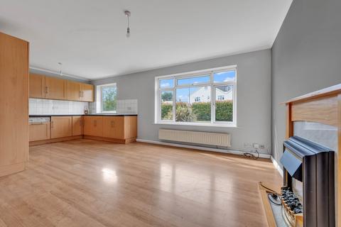 2 bedroom apartment for sale, Gresham Road, Staines-upon-Thames, TW18