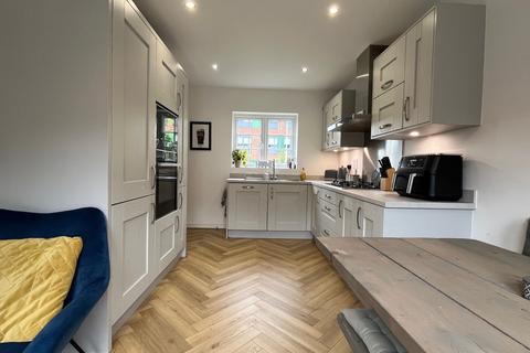 3 bedroom semi-detached house for sale, Wharford Lane, Runcorn WA7