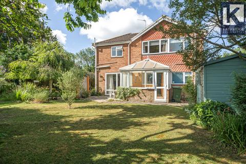 3 bedroom detached house for sale, Chessington Road, Epsom, KT19