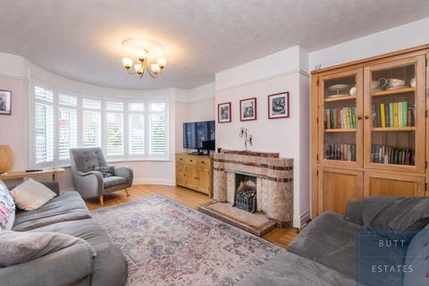 undefined, Exeter EX4