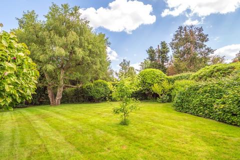 1 Rectory Close, Burwash, Etchingham, TN19 7BH