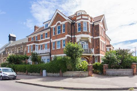 2 bedroom flat for sale, Eastern Esplanade, Lynton Court Mansions, CT9