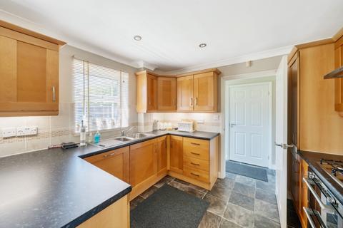 46 Heath Road, Navenby, Lincoln, LN5 0TT