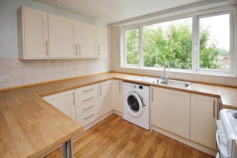 2 bedroom maisonette for sale, Eskdale Avenue, Chesham HP5