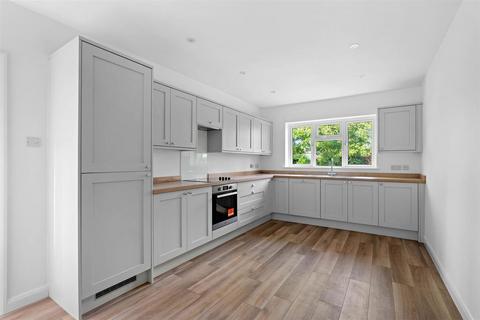 Orchard Dene Ankerdine Road, Lower Broadheath, Worcester, WR2 6RN