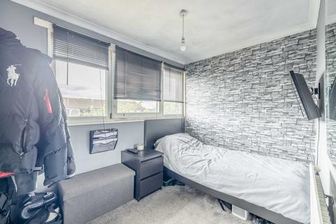 24 Grange Way, Iver, SL0 9NU
