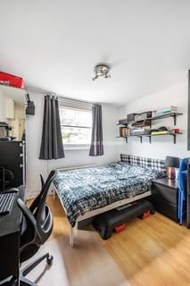 Studio to rent, Goldhurst Terrace London NW6