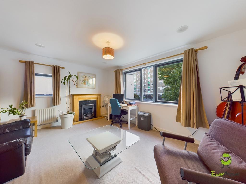 69 PARROCK STREET, GRAVESEND 4 bed end of terrace house for sale £465,000